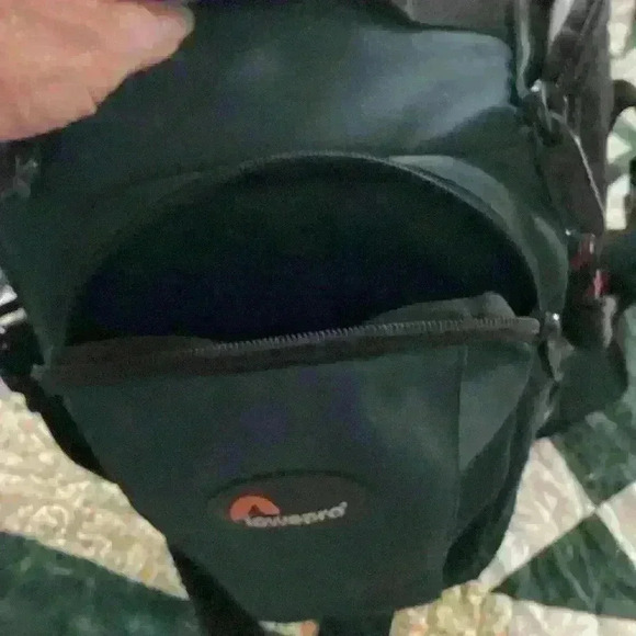 Loweprow compact camera bag hunter green - Picture 7 of 7